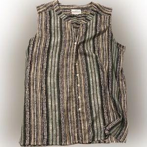 Sleeveless blouse